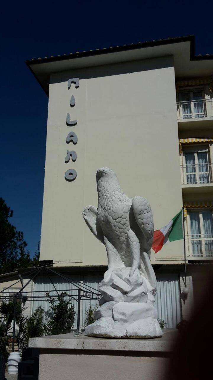 Hotel Milano Marina di Pietrasanta Zewnętrze zdjęcie