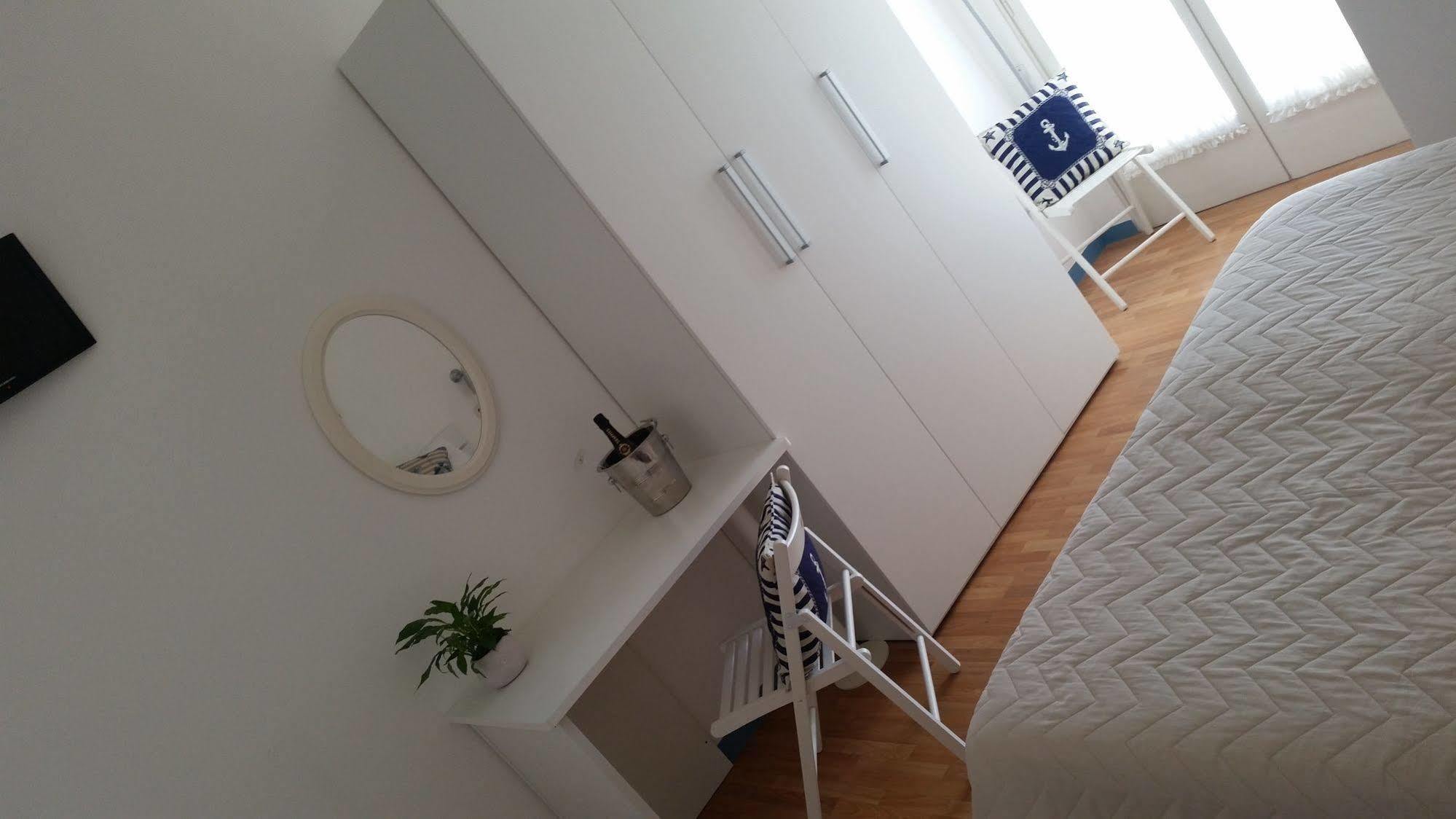 Hotel Milano Marina di Pietrasanta Zewnętrze zdjęcie